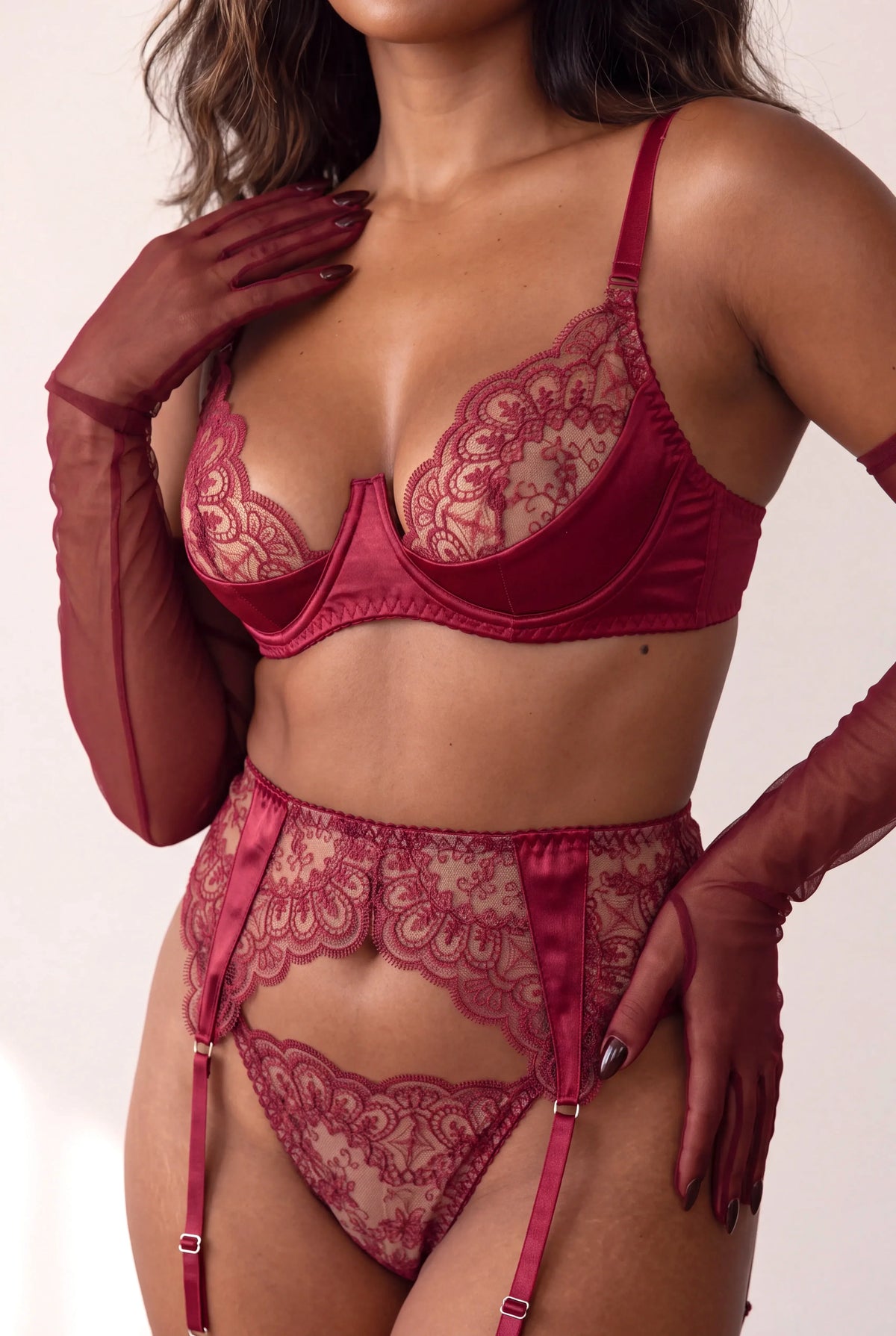 Ensemble lingerie pour femme trois pièces - EMBRACE Bordeaux - NAKED Underwear FR